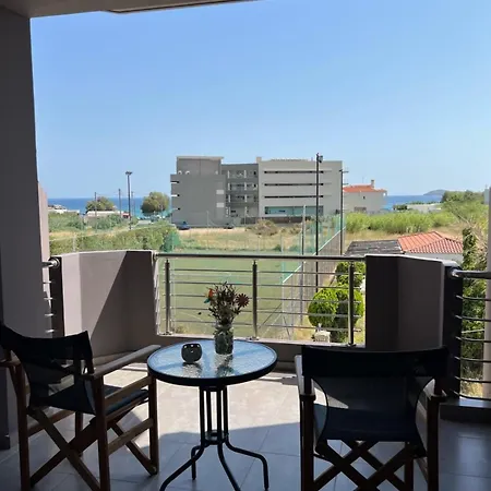 Earis - 100m From The Sea & The Promenade *