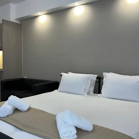 Earis - 100m From The Sea & The Promenade Apartman *