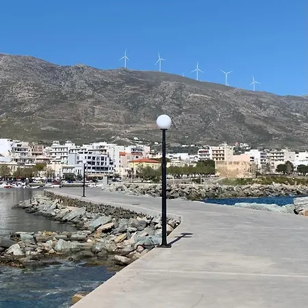Earis - 100m From The Sea & The Promenade Apartman