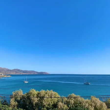 Apartman Earis - 100m From The Sea & The Promenade