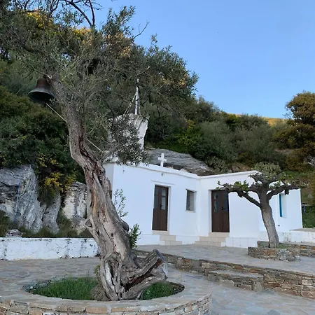 Earis - 100m From The Sea & The Promenade